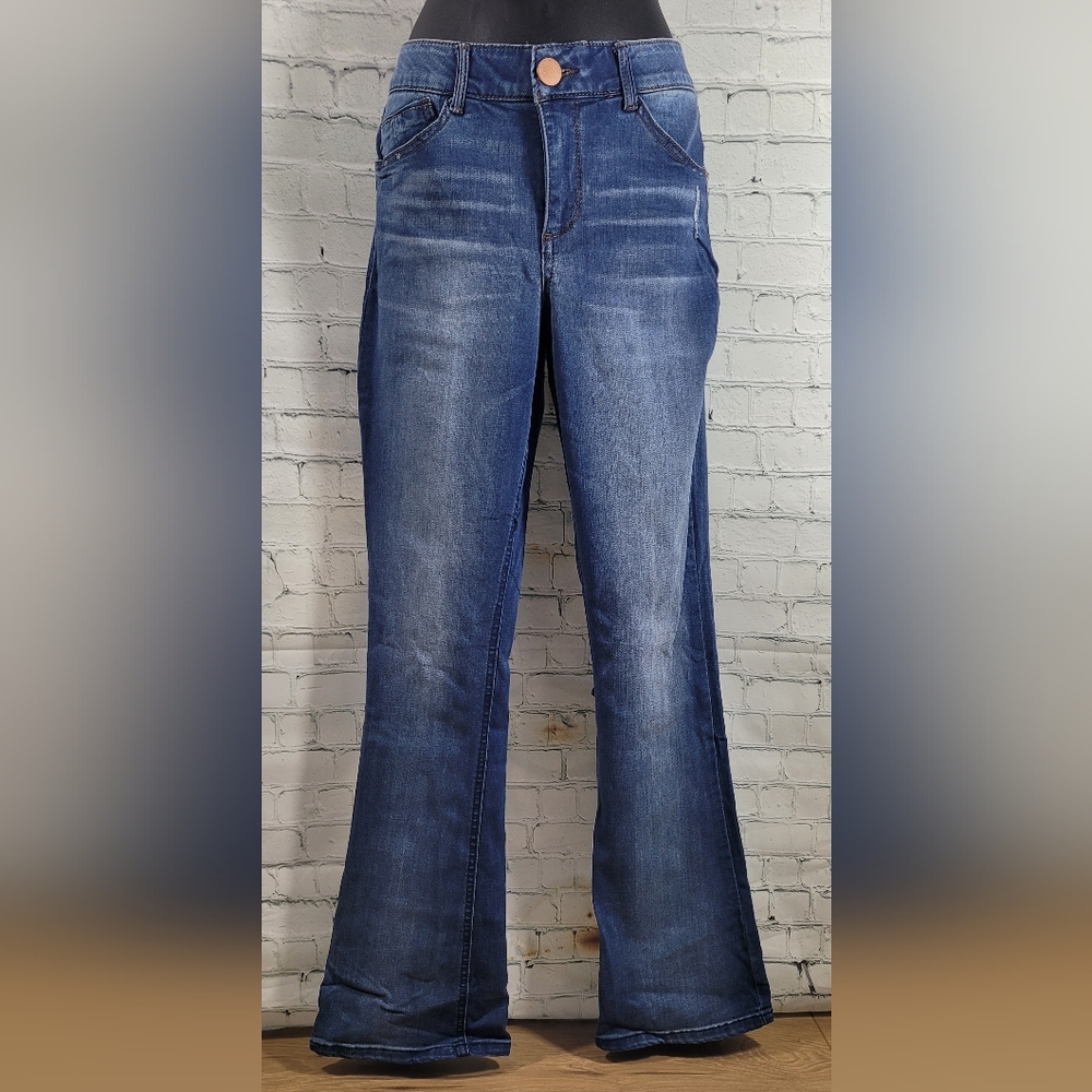 Democracy blue jeans size 10 flare leg